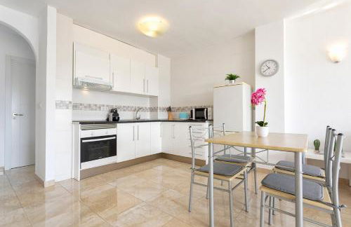 Ático frente al mar - Vistas, piscina, terrazas, parking! - Foto 3