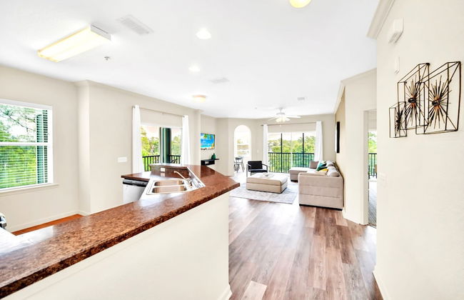 Upstay - Pet-friendly Suite w Hot Tub Pool Sauna - Foto 9