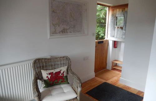 The Studio, Upper House Farm, Crickhowell. - Photo 10
