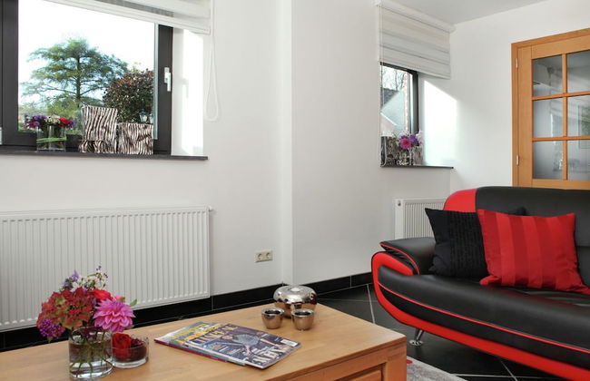 Holiday Home in Epen With Garden & BBQ - Photo 6