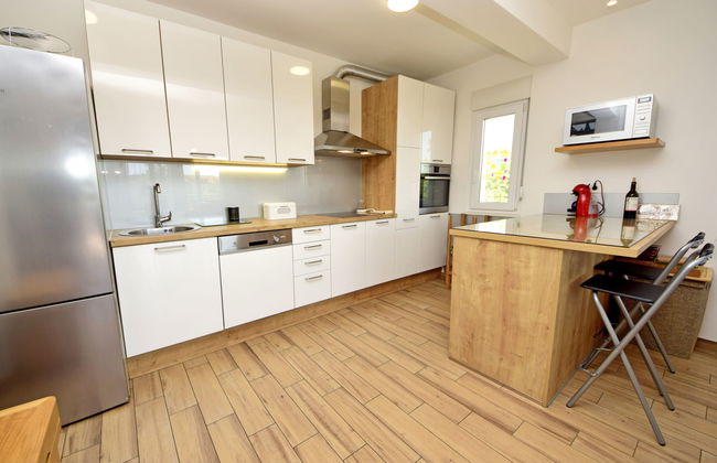 Stella Kastela - Foto 13