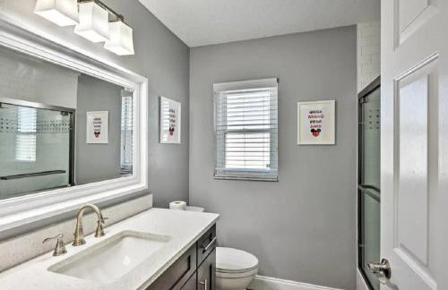 Luxury Retreat with 2 Master Suites Pool & Hot Tub BBQ Pool Table 2 Miles Disney - Foto 43