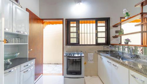 Casa Gomes com 3 suítes e ar-condicionado até 12 pessoas em Ubatuba Itaguá - Foto 2