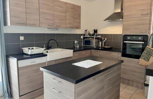 Maison Provençale - Piscine & Terrain de Pétanque - Foto 19