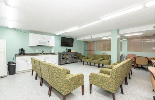 Ocean View Studio Condo w Balcony Pool and Free Parking - Foto 44