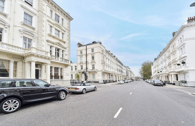 Smart 2 bedroom flat near Pimlico Tube - Photo 41