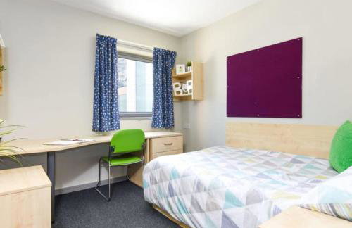 For Students Only - Capital Gate in Liverpool - Photo 9