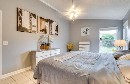 Lovely Florida Retreat with Lanai 5 Mi to Riverwalk - Photo 10