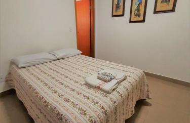 FRODO-APTO 2 dorm, wifi, ar cond suite, vaga garagem - Foto 14