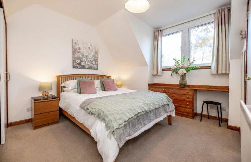 Bright House with Garden & Patio in Market Town - Foto 17