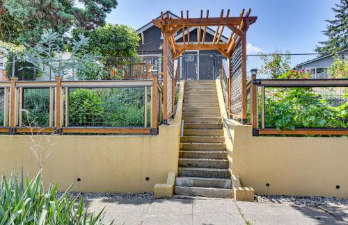 2 Mi to Dtwn Tacoma Charming Home with Deck and Yard! - Foto 26