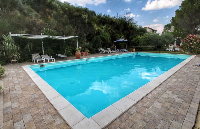 Cottage in Bettona With Pool & Near Assisi - Photo 15