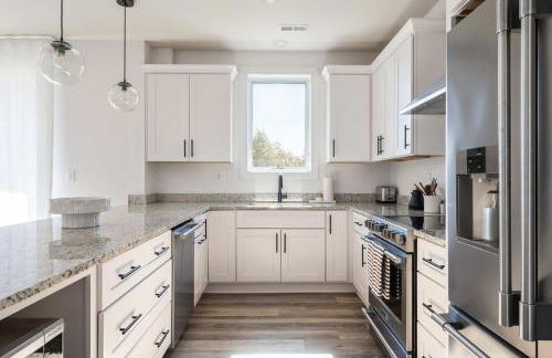 Piedmont Place Suite 402 Modern Apartment in Heart of Crozet - Foto 7