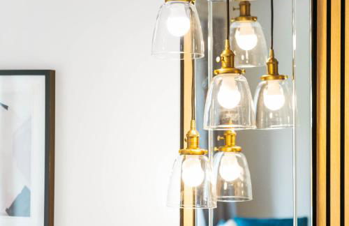 Three Bed House - Parking - Garden - Fast Wi-Fi 19LL - Foto 25