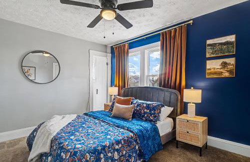 Newly Renovated and Designed Near Downtown - Foto 19