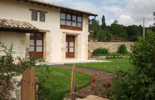 Casa Guareña - Photo 1