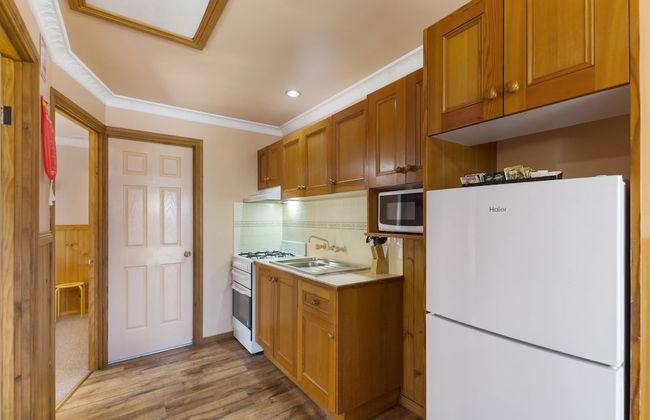 Wairo Beach Holiday Park - Photo 37