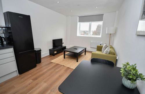 Modern 1 Bedroom Apartment in Morley with Parking - Foto 15