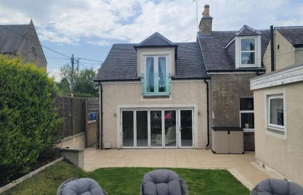 4 Private bedroom house with 3 parking spaces free - Foto 1