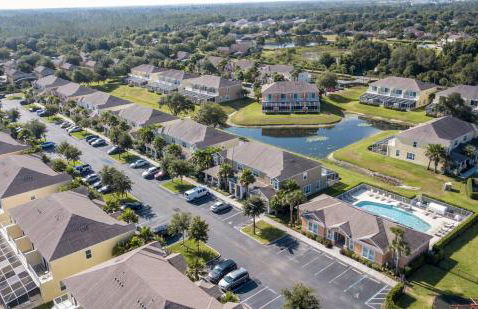 Comfortable home Near Disney & Private Pool 17414 - Foto 39