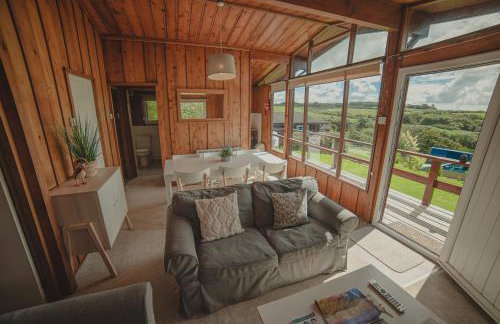Timber Hill Self Catering Cedar Lodges - Foto 68