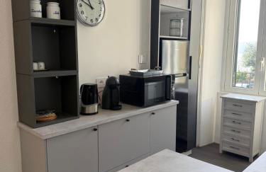 Simo House Stunning Lake View Balcony AC - Foto 17