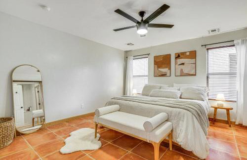 Gorgeous Green Valley Home Patio and Private Pool! - Foto 8