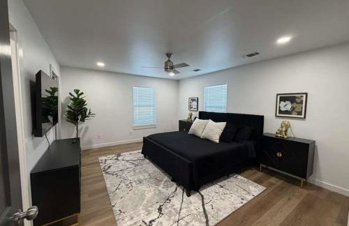 Royal Flush Villa - King Bed near WinStar - Foto 1