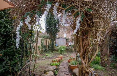 Minster House - Group Hot Tub - Photo 50