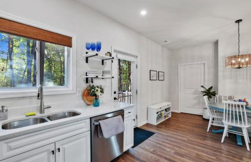 FirepitBBQHot TubKingFull KitchenSmartTVPets - Foto 6