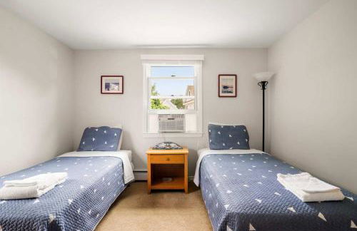 Water Views Walk to Beach Dogs Welcome - Photo 21