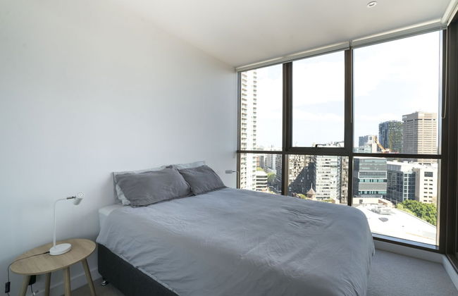 Modern Apartment in Darling Harbour - Photo 5