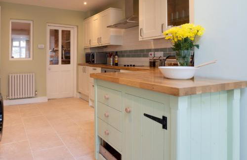 Quarry Cottage Courtyard Garden - Pass the Keys - Foto 6