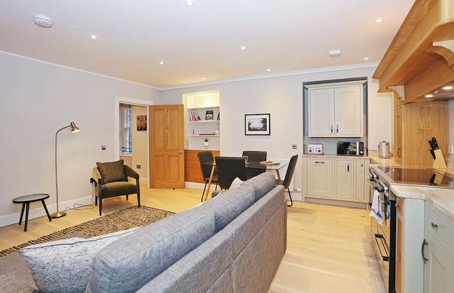 JOIVY Newly Refurbished Apartment on the Historic Royal Mile - Foto 13