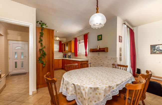 4 bedroom House in Fonyód with private pool and garden - Photo 5