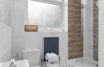 Snuggle Cove Apartments By Bella Vita Stays - Foto 52