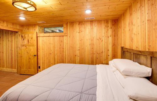 Nordic Style Lodge with Deck on 80 Acres in Arlee - Foto 19