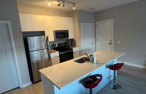 Modern Hyattsville Apartment - Walk to Metro & DC - Foto 7