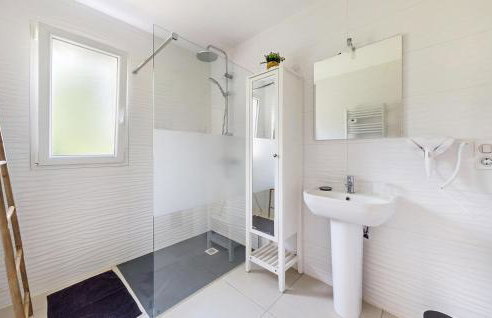 4 Bedroom Gorgeous Home In Bezinghem - Foto 28