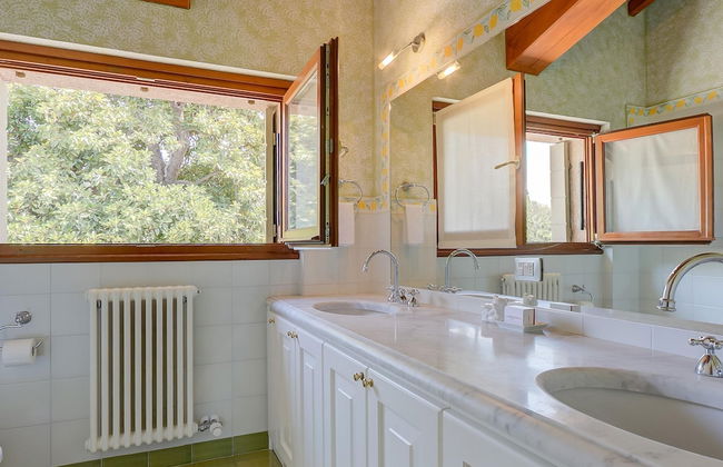 Villa Faccioli Magnolia With Shared Pool - Foto 51