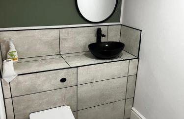 ResiLets - 1st Floor Plessey Road Apt - Foto 10