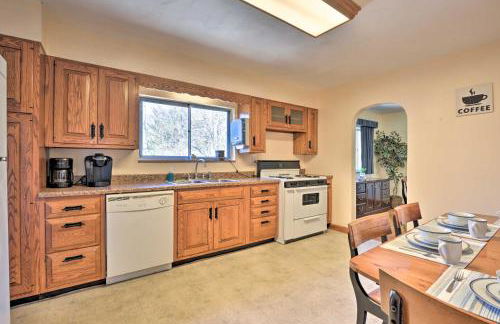 Mountaineer Retreat - 5 Mi to WV University! - Foto 11