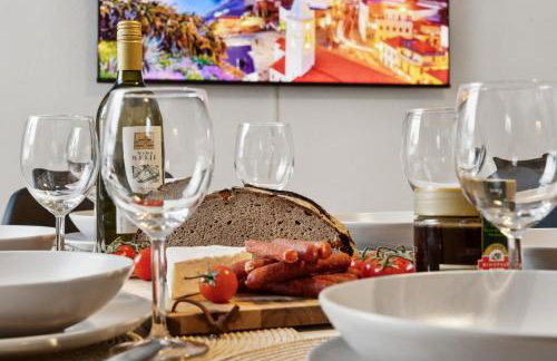 Modern-Netflix-Messe-Veltins Arena-Free Parking - Foto 11