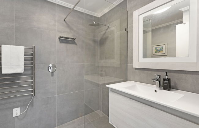 Sunset Boulevard 32 - Photo 19