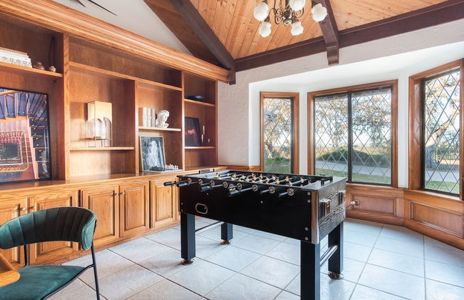 Cathedral by Avantstay Charming Secluded Estate w Sauna Pool Table Views of the Rolling Hills - Foto 19