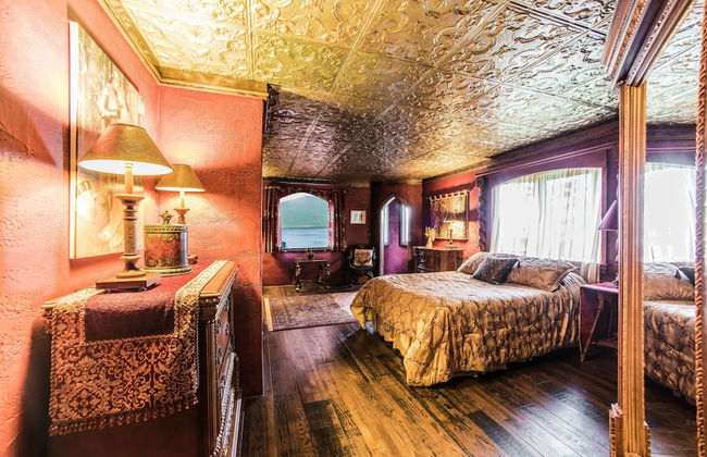 HIGHLANDS CASTLE overlooking Lake George.. plus 2 other Castles! - Foto 28