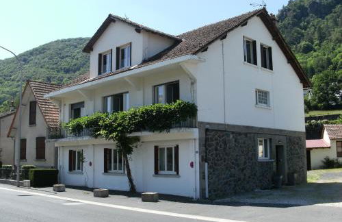 Les Glycines - Photo 1