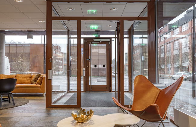 Boo Boo Living - Photo 1