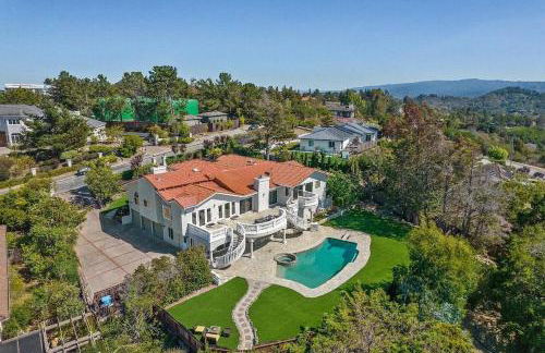 Independent Unit in Luxury Hillsborough Retreat Pool, Hot Tub and Views - Foto 13