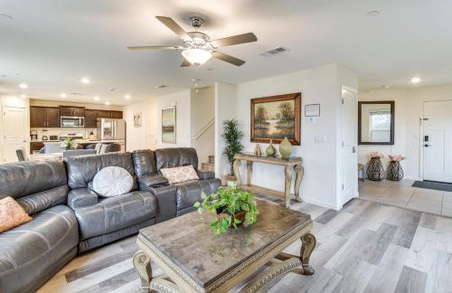 Pool Table and Patio! Spacious Merced Getaway - Foto 7